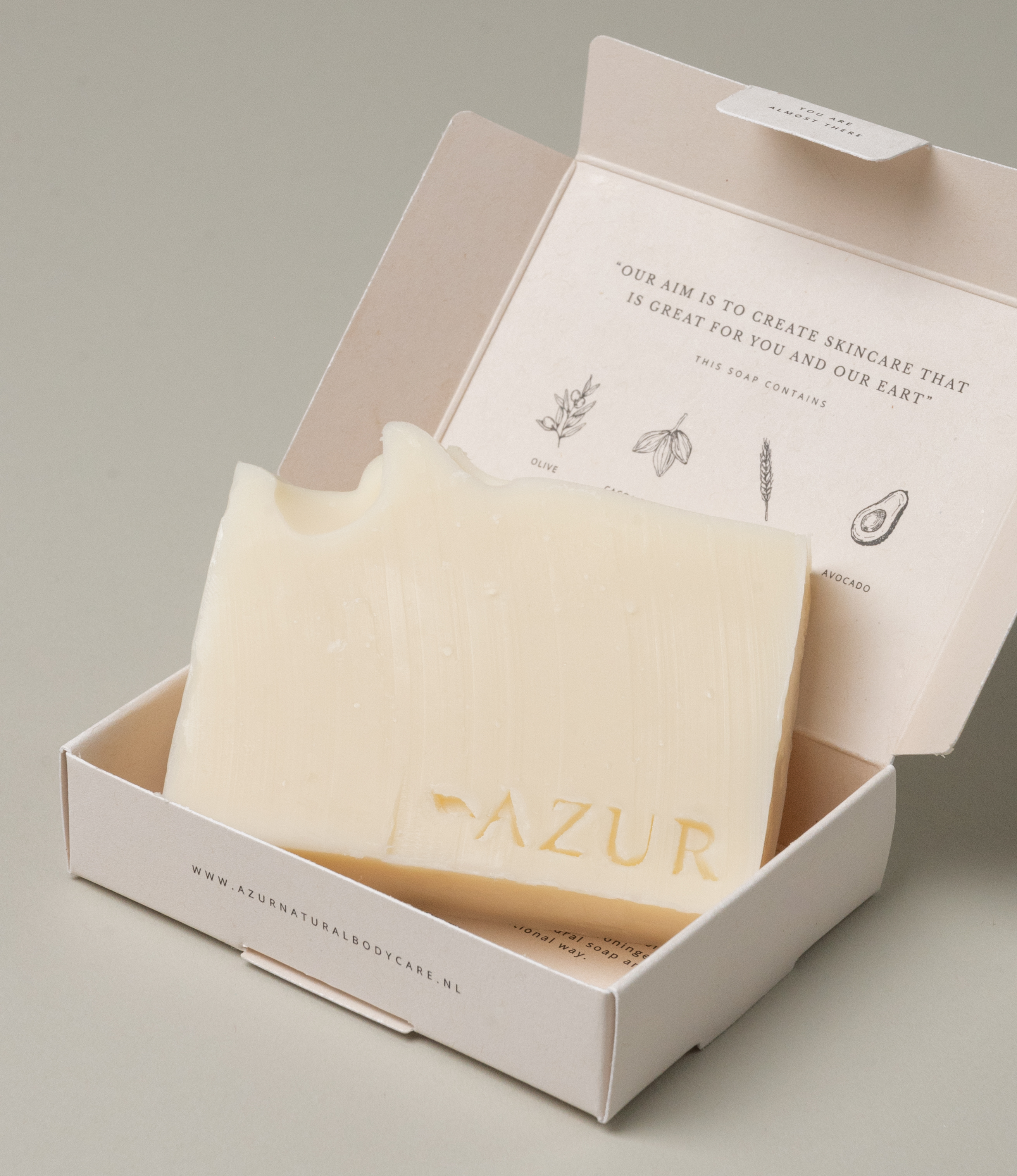 Sensitive Cleanser from Azur is a natural body and face soap. Perfect for purifying after a long day. It is suitable for the most sensitive skins as well. The bar has a light vanilla color.